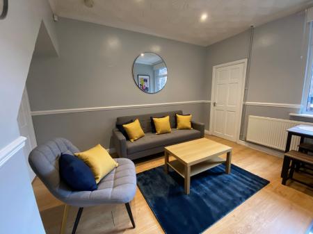 Room Guildford Street in Stoke-on-Trent