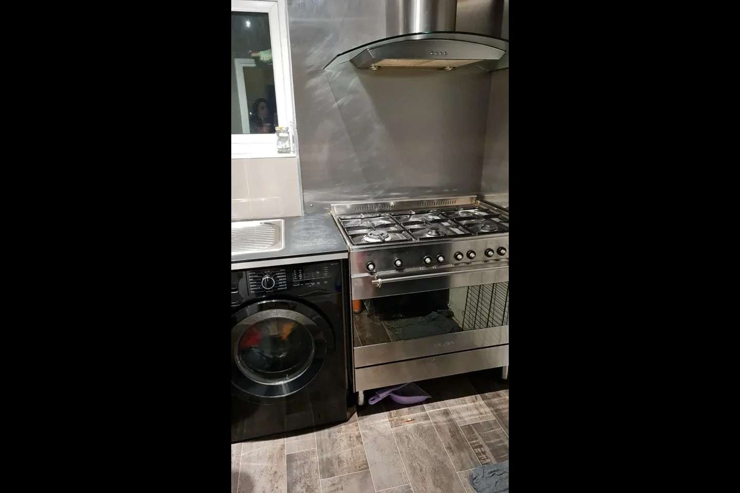 Room Chadwell Heath Lane in Greater London