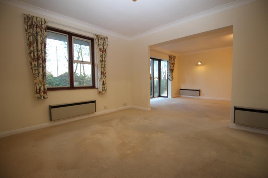 Flat Amersham Hill in High Wycombe