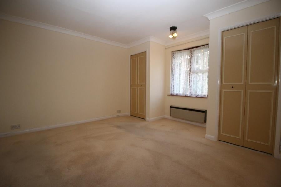 Flat Amersham Hill in High Wycombe