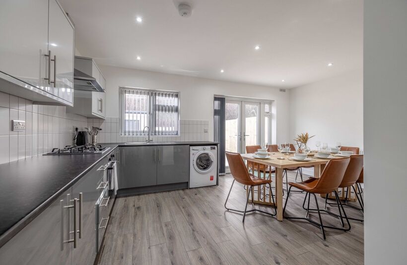 Flat Baylis Road in Slough