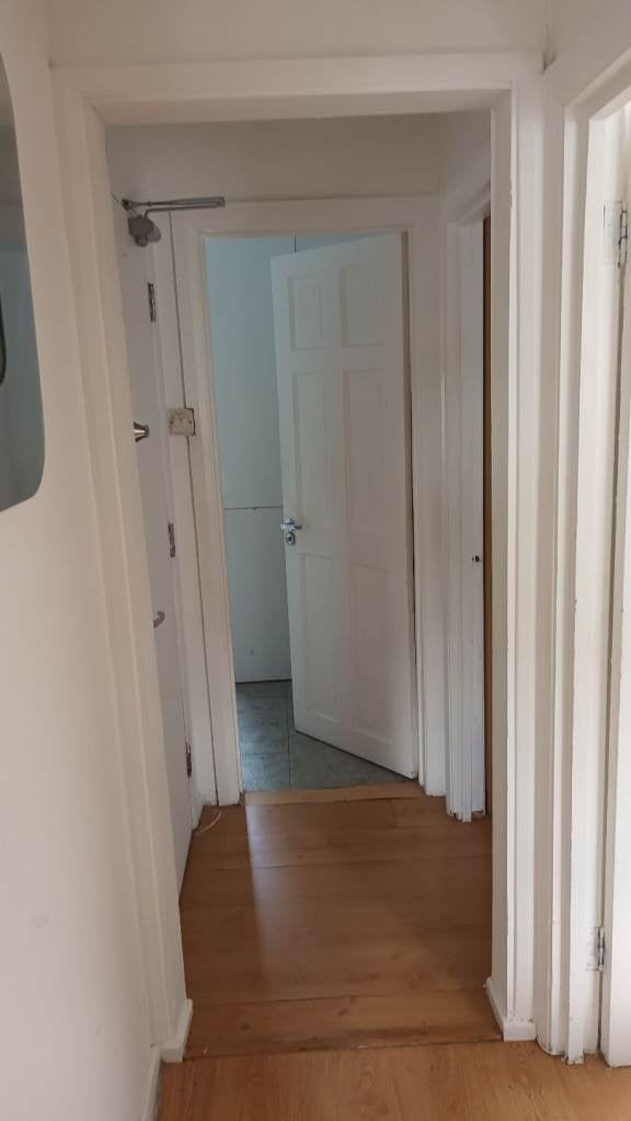 Flat Genever Close in Greater London