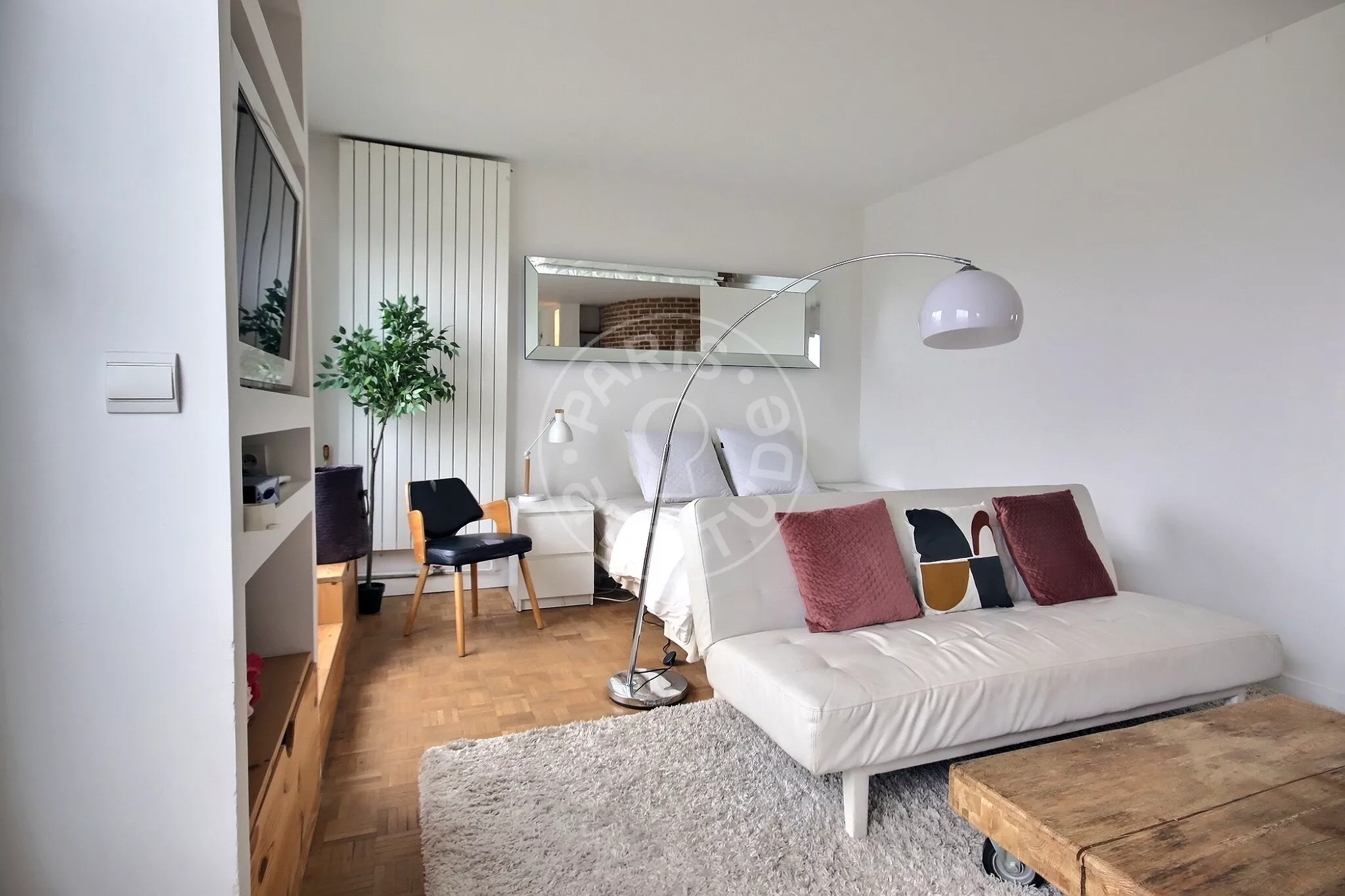 Flat Rue Fallempin in Paris