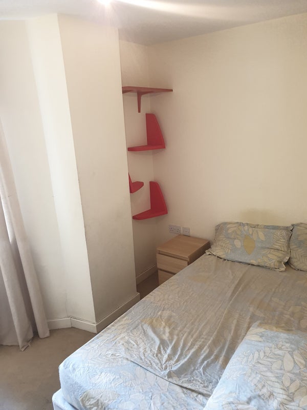 Room Pancras Way in Greater London