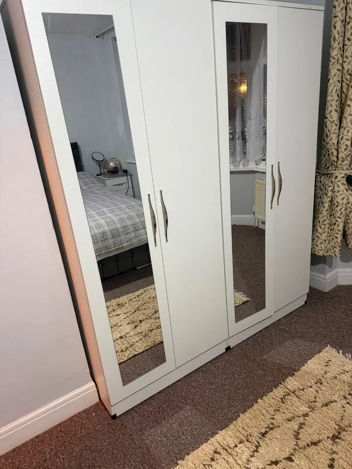 Room Preston Gardens in Luton