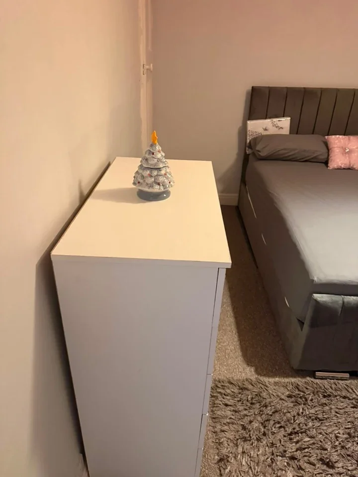 Room Preston Gardens in Luton