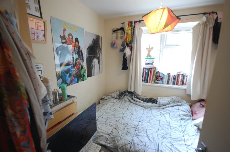 Room Westhouse Close in Greater London