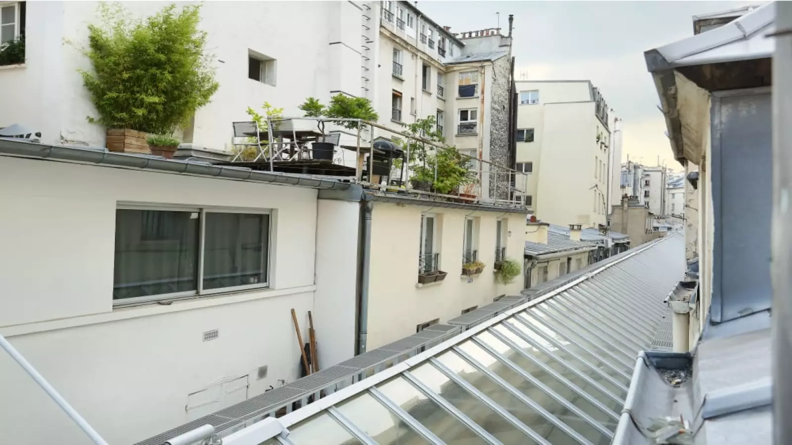 Flat Rue Sainte-Foy in Paris