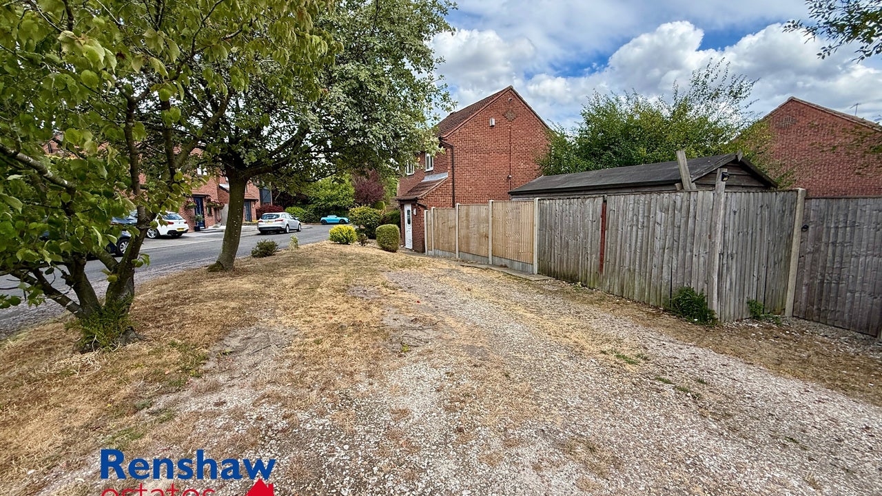 House Lechlade Close in West Hallam