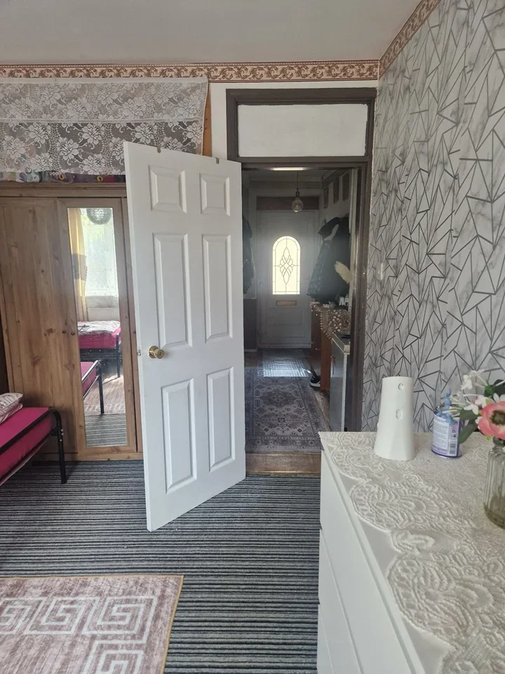 Room Agar Grove in Greater London