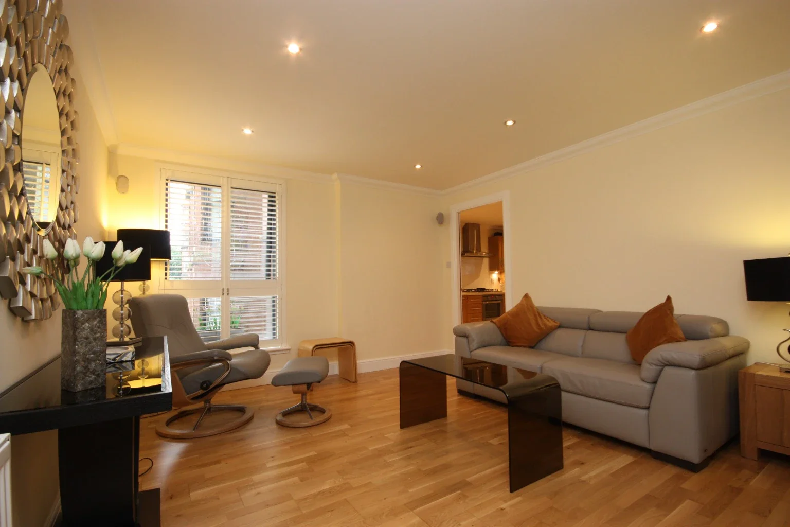 Flat Hayburn Lane in Glasgow