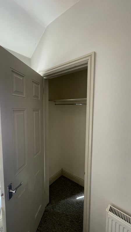 Room Kincraig Street in Cardiff