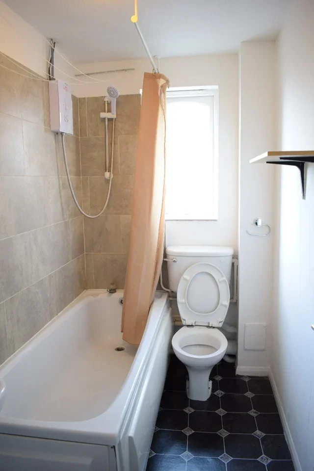 Room Trundley's Road in Greater London
