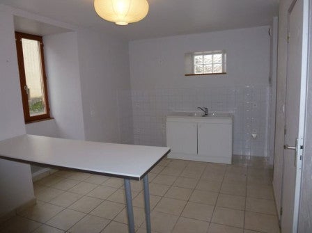 Flat Rue du Vieux Puits in Hières-sur-Amby