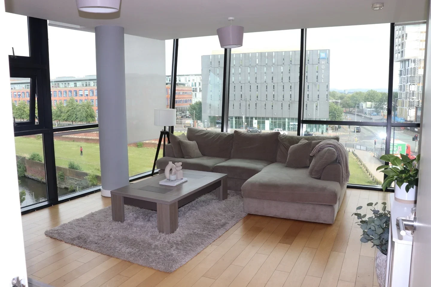Flat Great Ancoats Street in Manchester