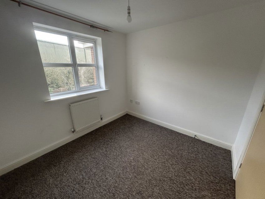 Flat Willow Gardens in Ashfield