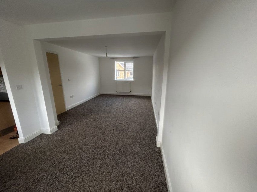Flat Willow Gardens in Ashfield