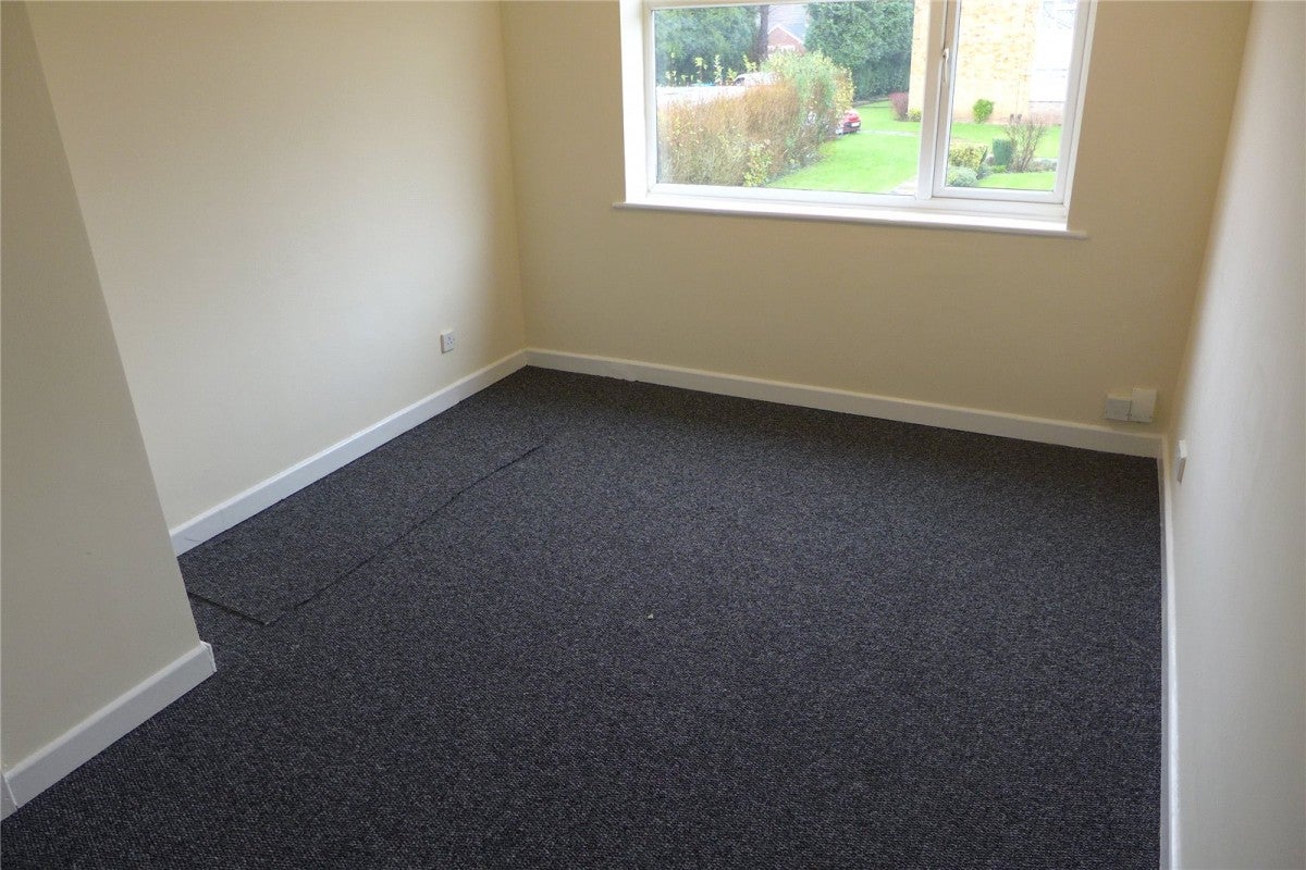Flat Cloister Croft in Coventry