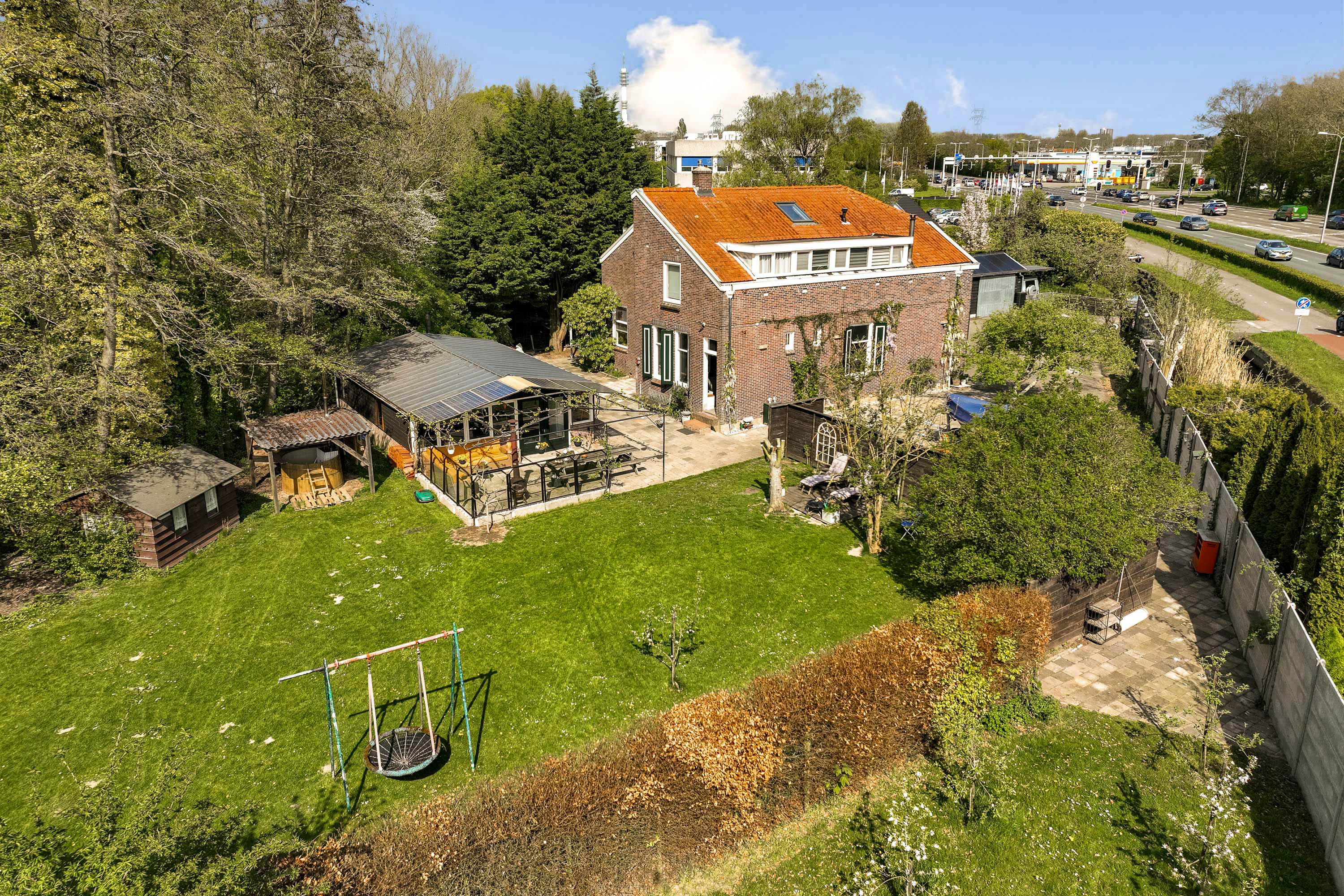 Vrijstaande woning te koop: Groene Kruisweg 475, Rhoon