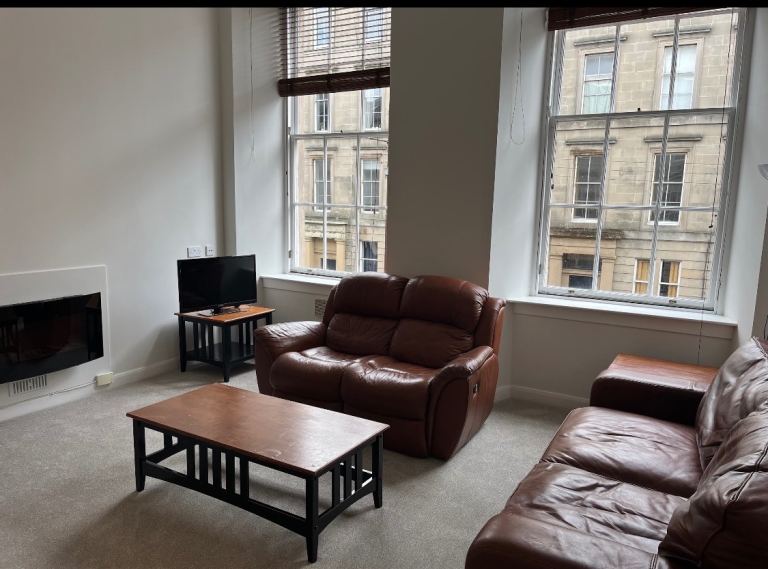 Flat West Princes Street in Glasgow