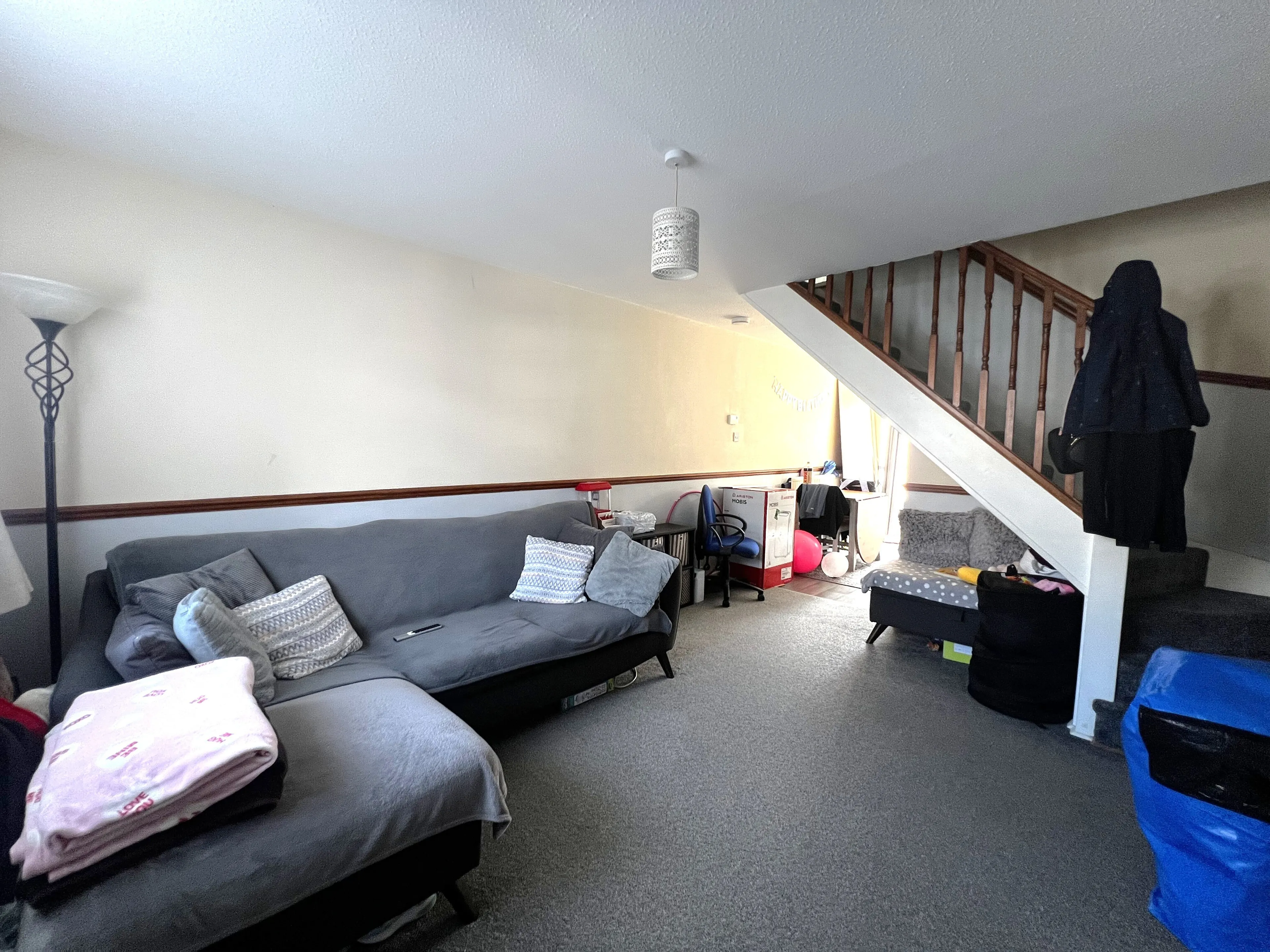 House Burbeach Close in Crawley