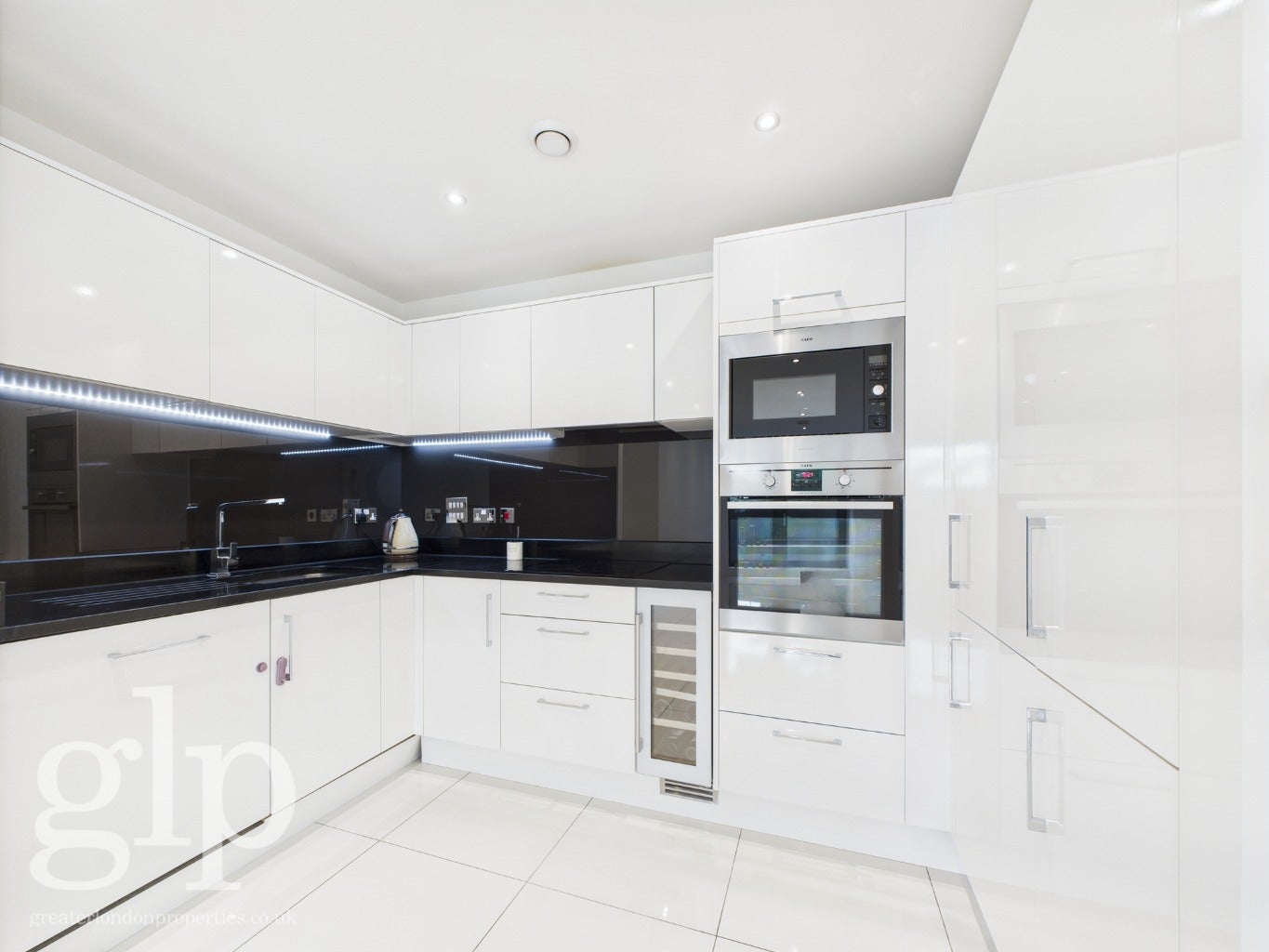 Flat Lebus Street in Greater London
