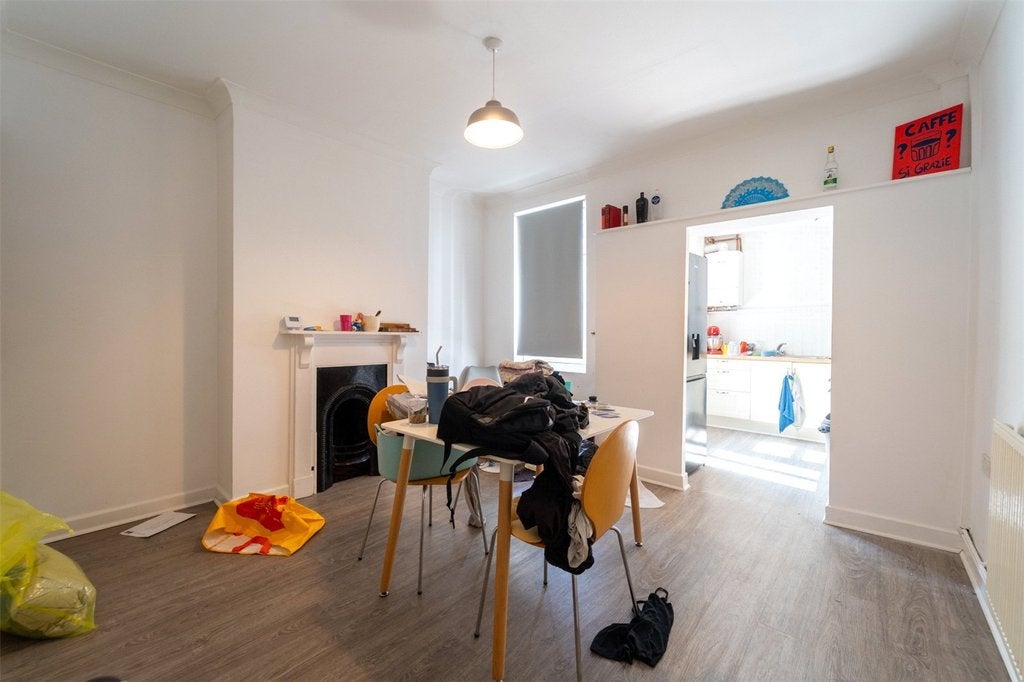 Room Lottie Road in Birmingham