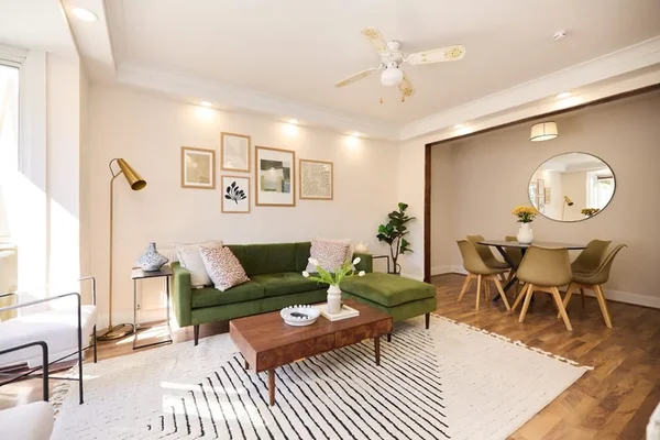 Flat Randall Avenue in London