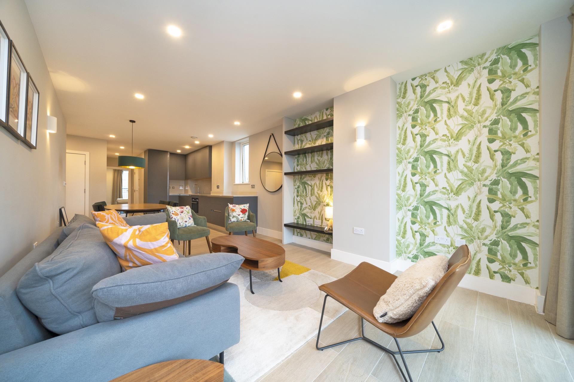 Flat Wyvil Road in Greater London
