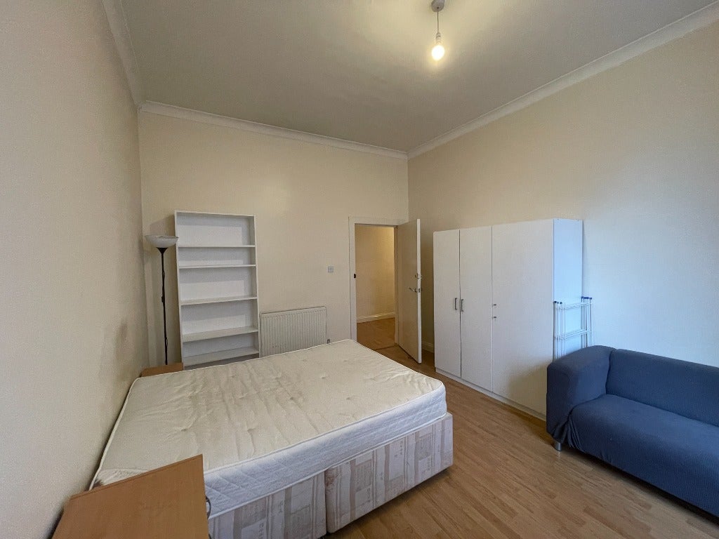 Flat Sauchiehall Street in Glasgow