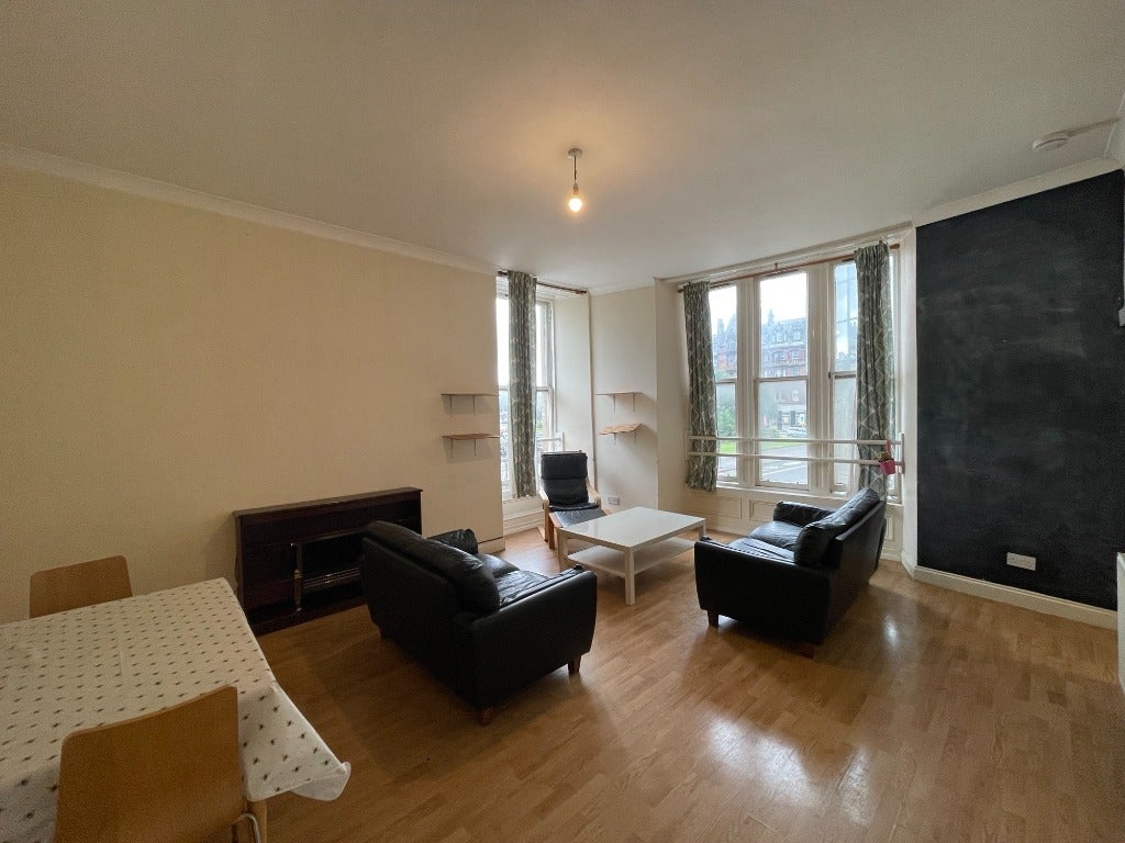 Flat Sauchiehall Street in Glasgow