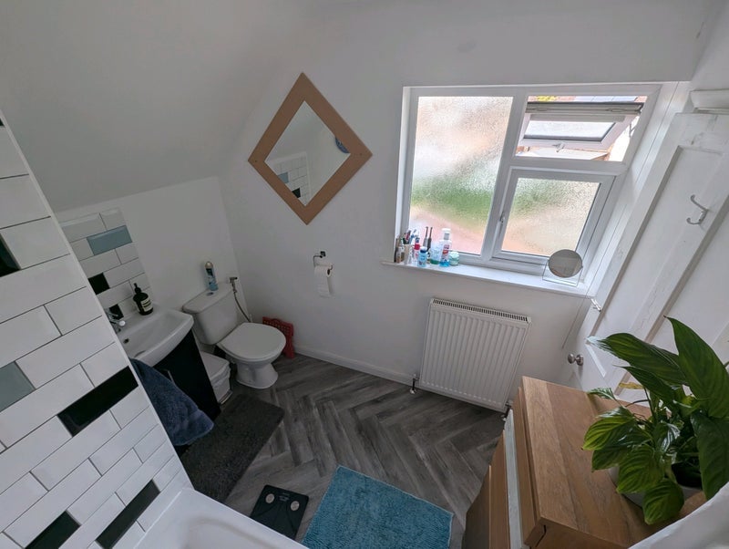 Room Robin Hood Way in Greater London
