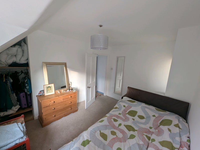 Room Robin Hood Way in Greater London