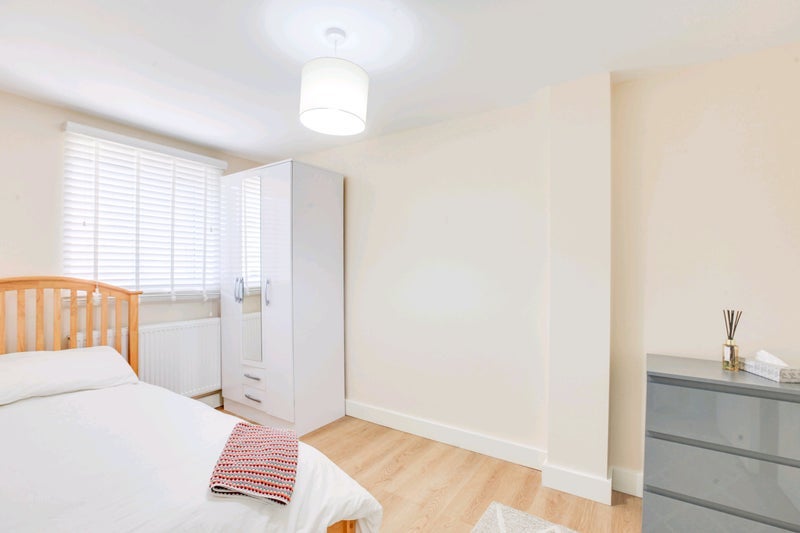 Room Stortford Hall Park in East Hertfordshire