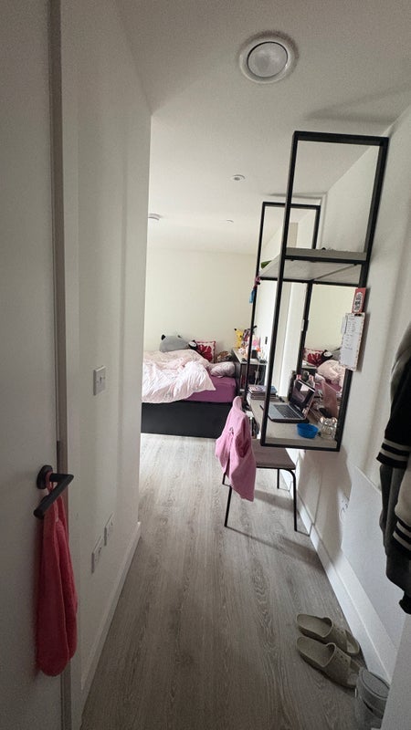 Room Water Street in Manchester