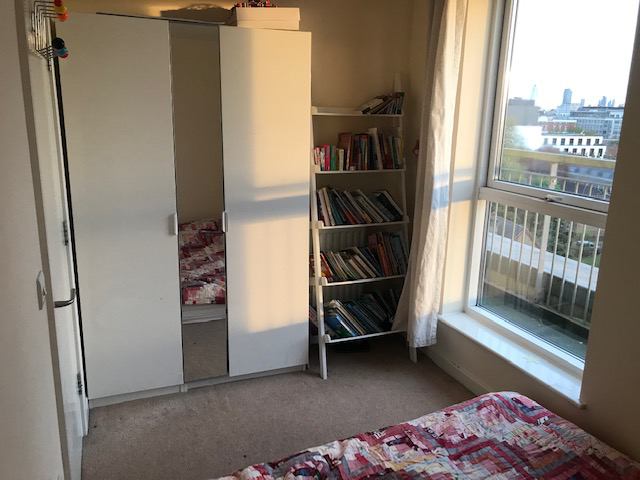 Room Wenlock Street in Greater London