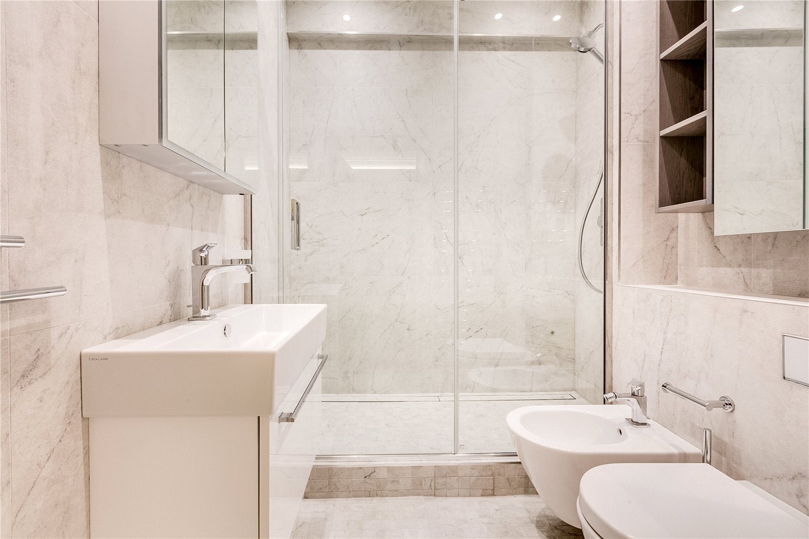 Flat Rutland Gate in City of Westminster