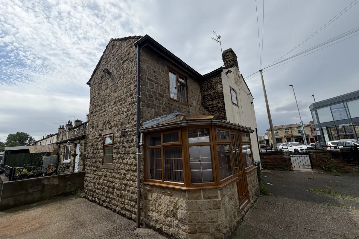 House Mortimer Row in Bradford