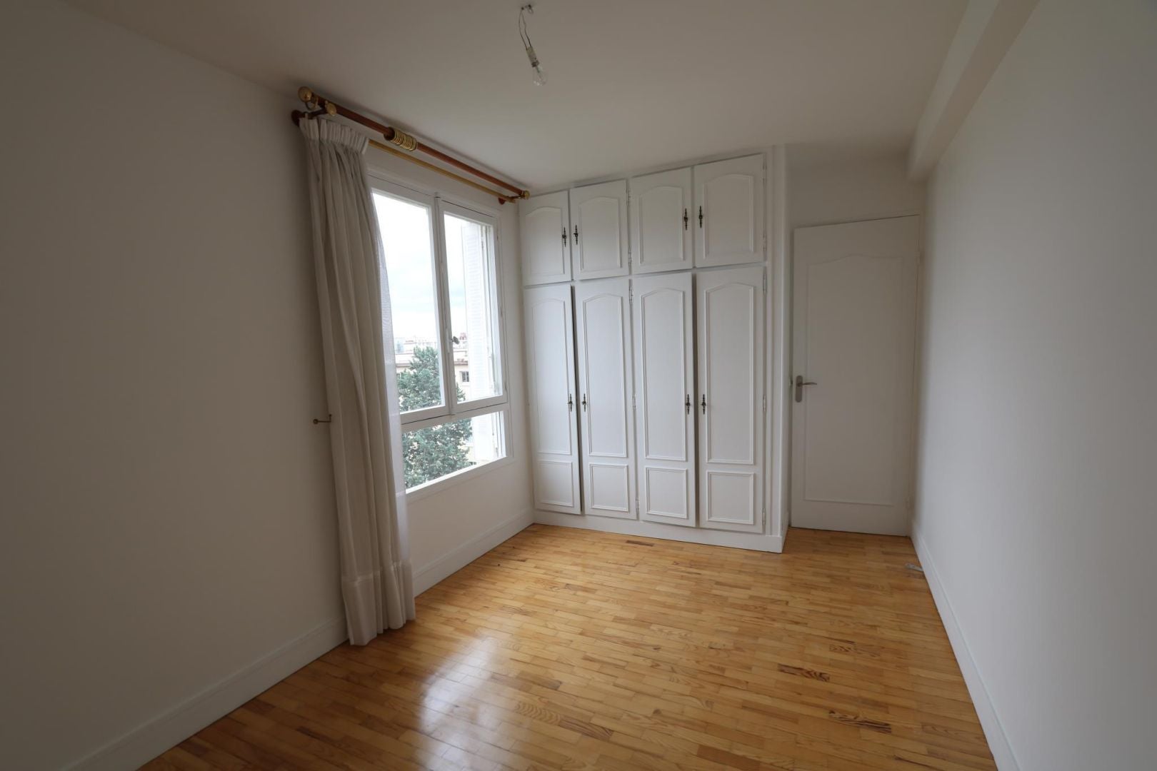 Flat Allée des Charmes in Rueil-Malmaison