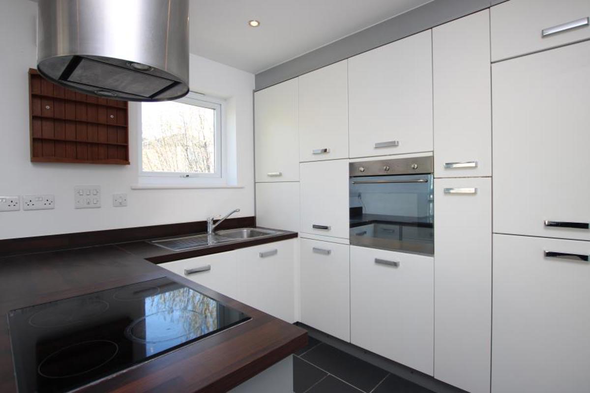 Flat Little Locky Close in Bristol