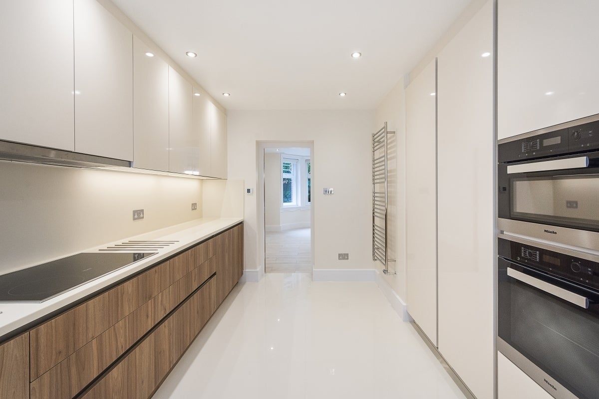 Flat Abingdon Villas in Greater London