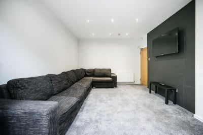 Room Norwood Road in Leeds