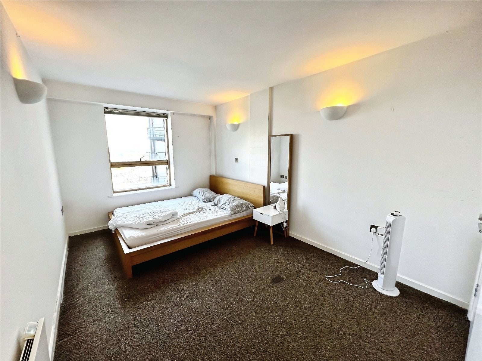 Flat Whitehall Riverside in Leeds