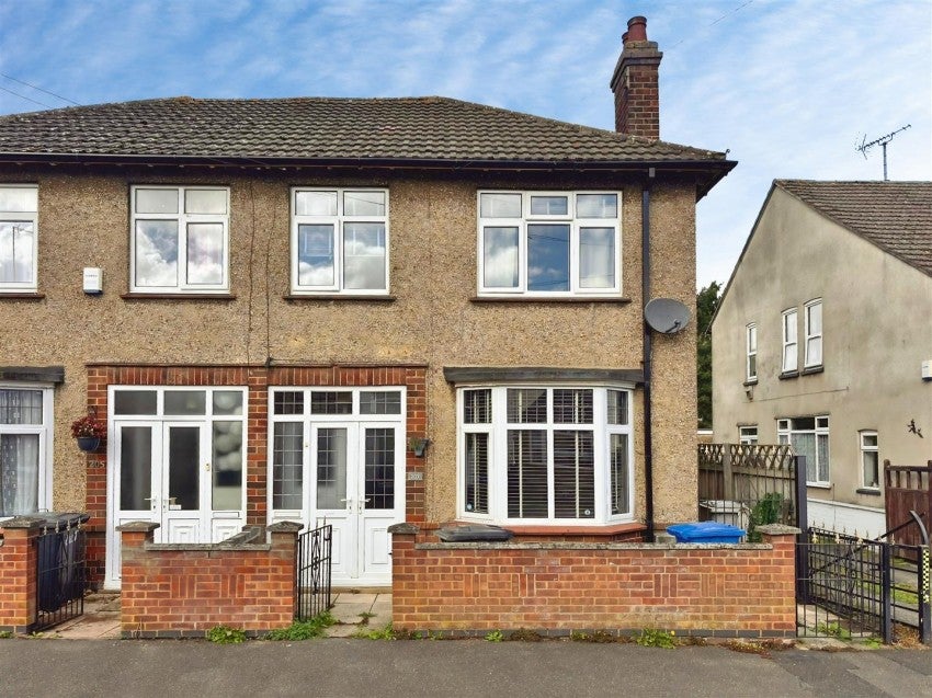 House Blandford Avenue in Kettering