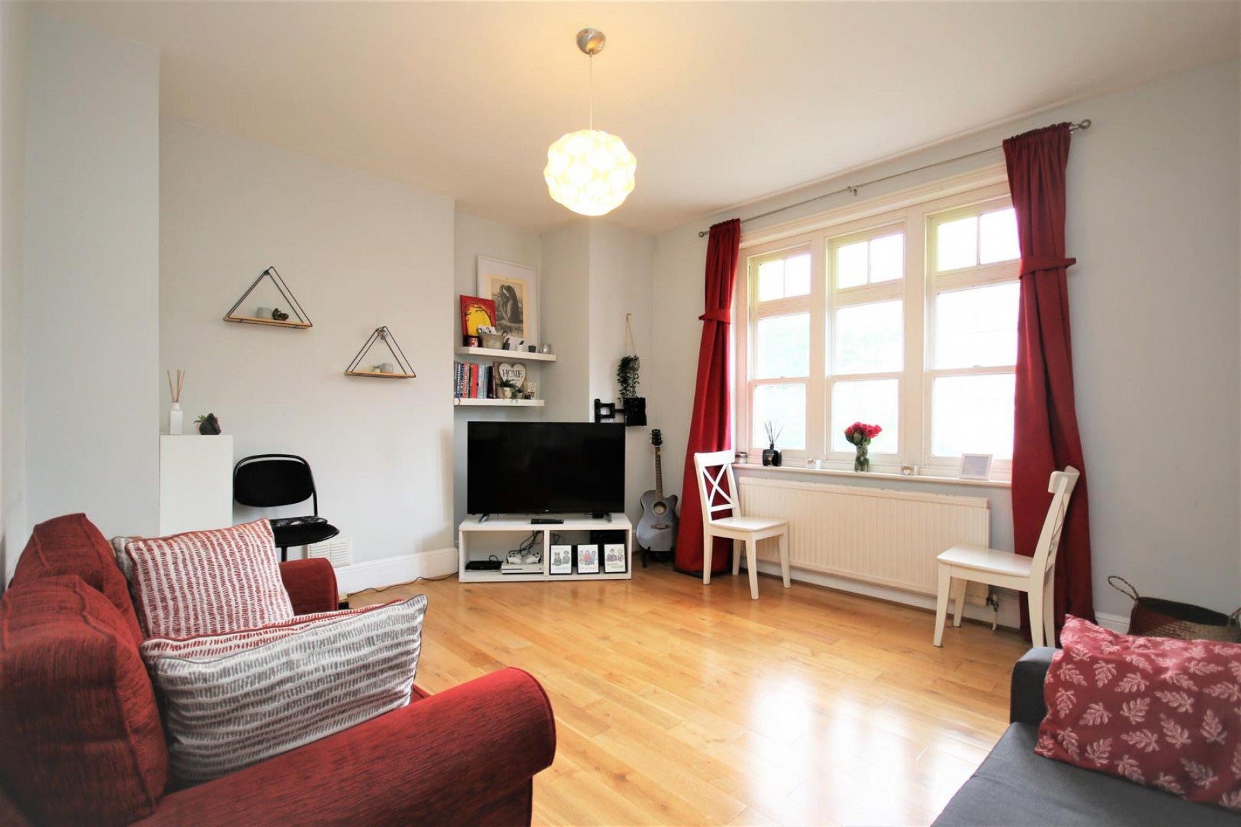 Flat Cranley Gardens in Greater London