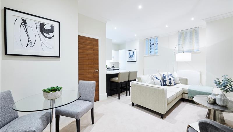 Flat Rainville Road in Greater London