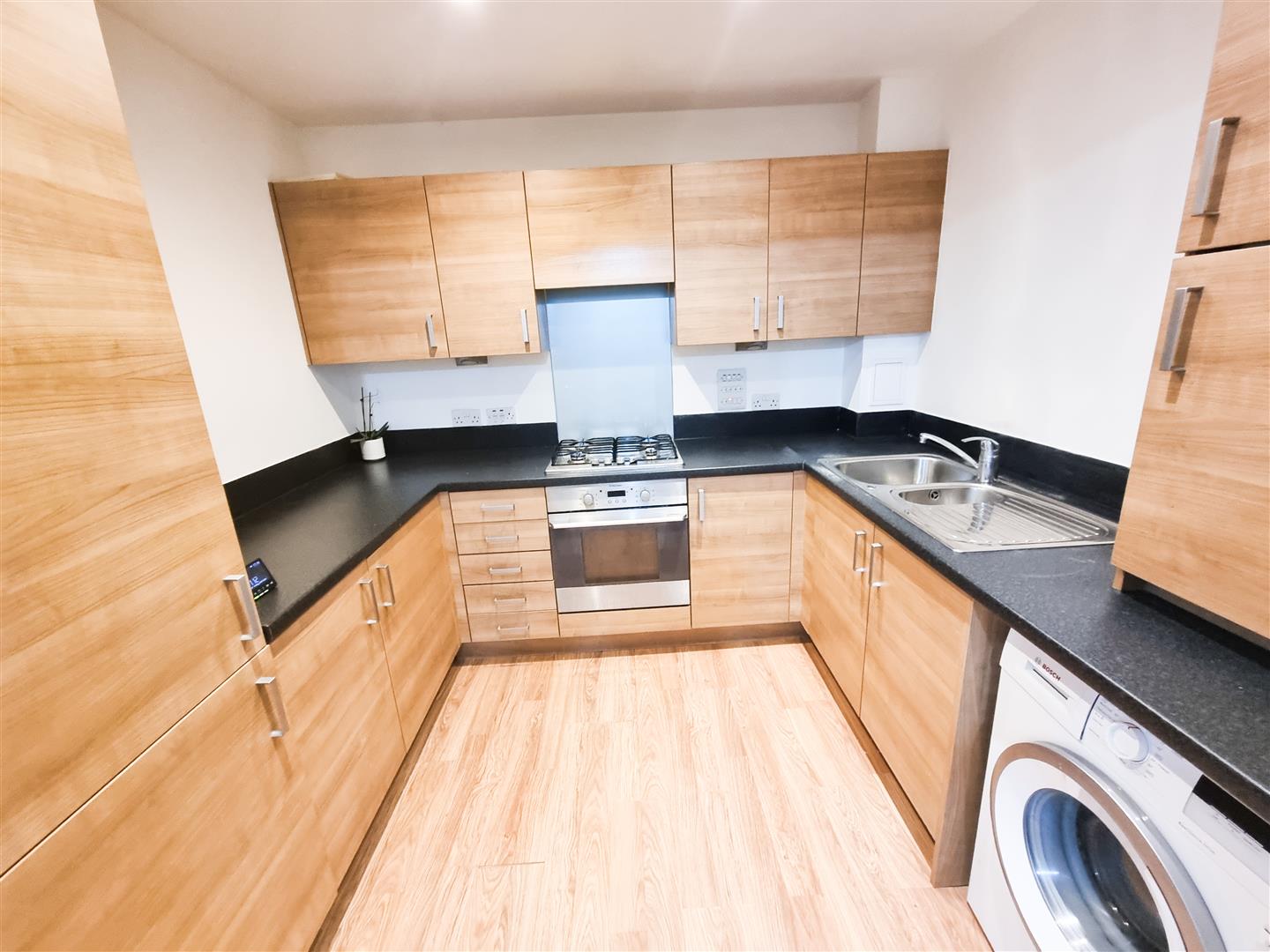Flat London Road in Greater London