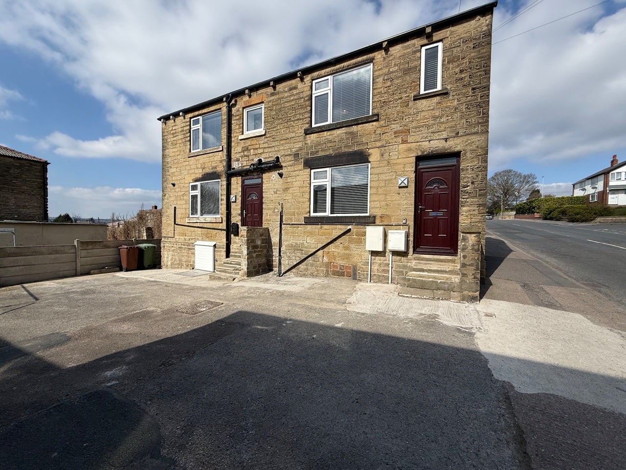 House Queen Street in Wakefield