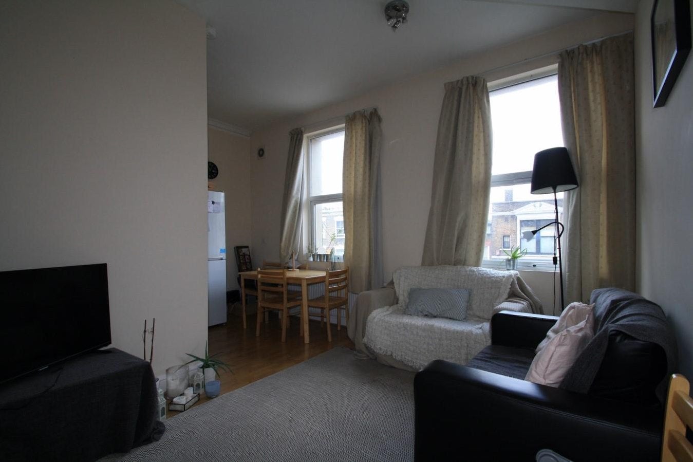 Flat Seven Sisters Road in Greater London
