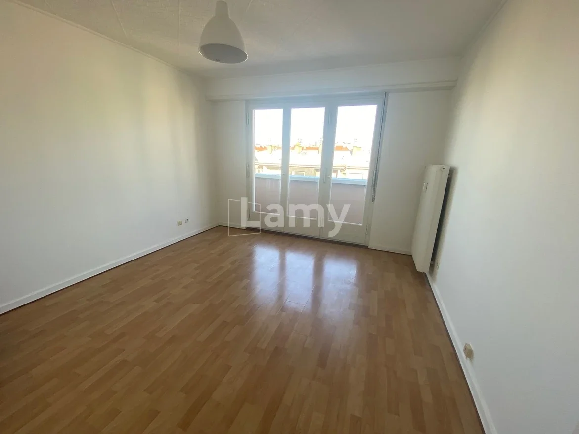 Flat Rue Coulaux in Strasbourg